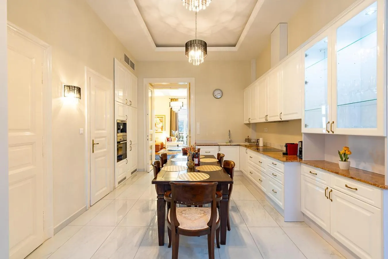 Magical Danube View In A Spacious Two Bedroom Suite Next To Parliament 布达佩斯 0*,
